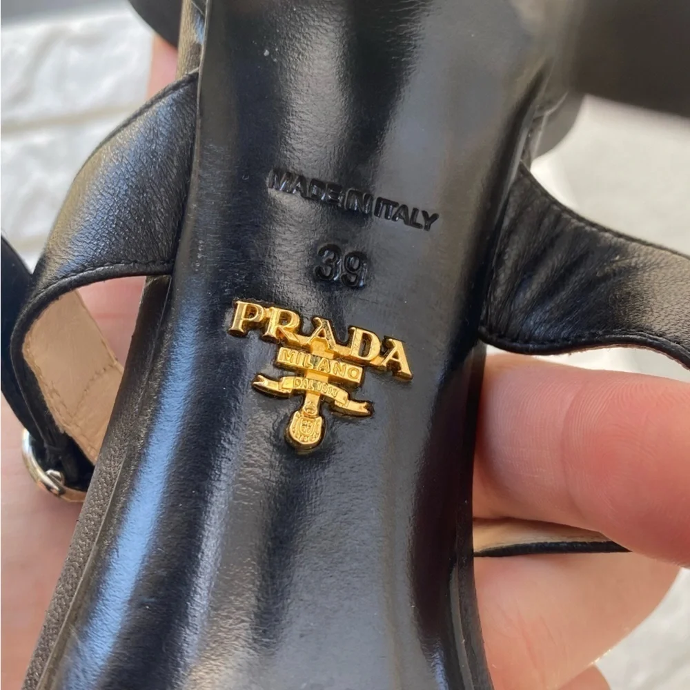 PRADA Milano Italy Leather Ankle Strap sandals 39